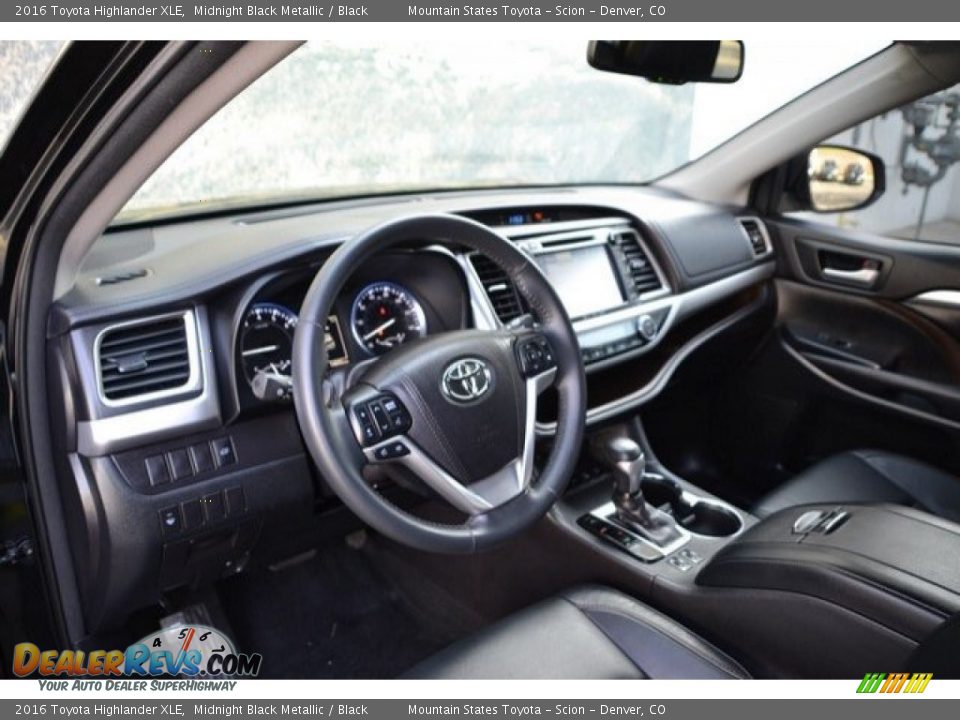 2016 Toyota Highlander XLE Midnight Black Metallic / Black Photo #10