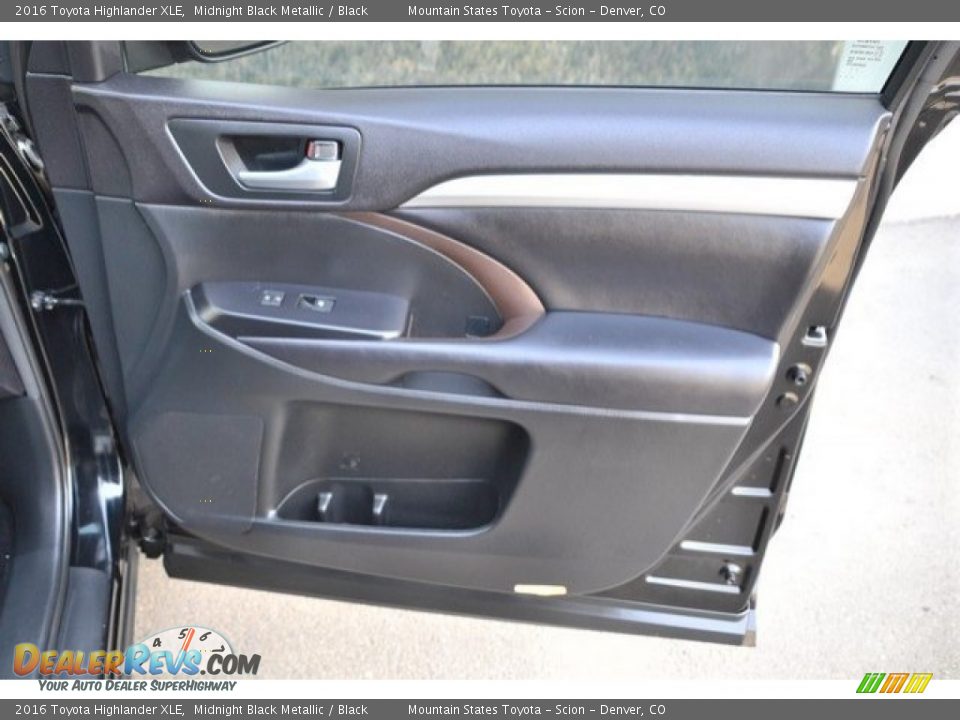 2016 Toyota Highlander XLE Midnight Black Metallic / Black Photo #27