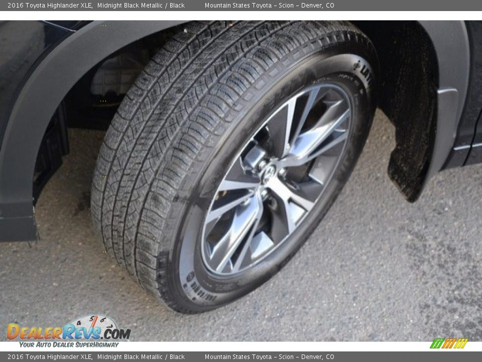 2016 Toyota Highlander XLE Midnight Black Metallic / Black Photo #30