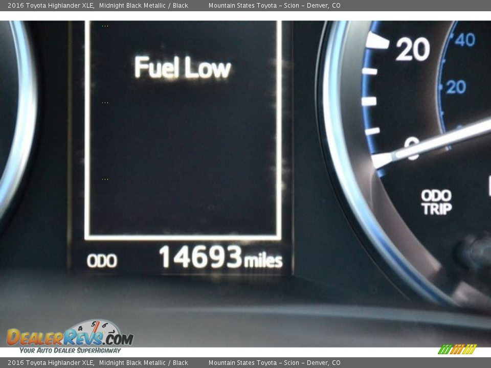 2016 Toyota Highlander XLE Midnight Black Metallic / Black Photo #31