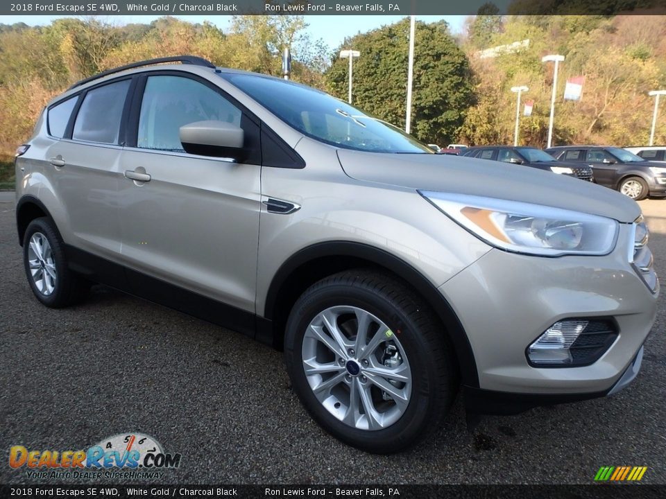 2018 Ford Escape SE 4WD White Gold / Charcoal Black Photo #9