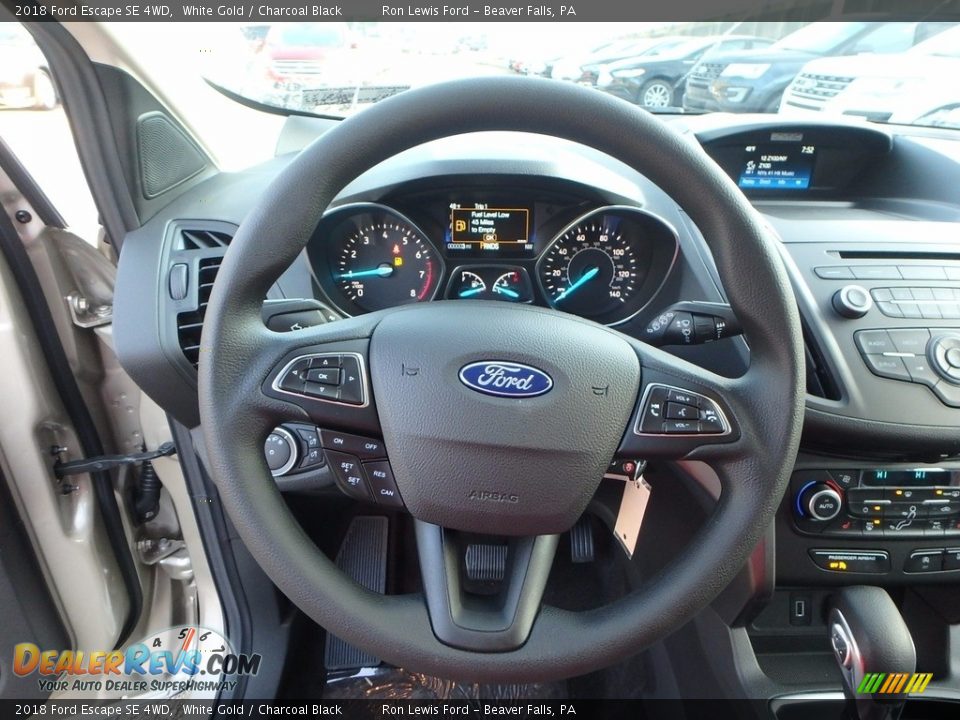 2018 Ford Escape SE 4WD White Gold / Charcoal Black Photo #17