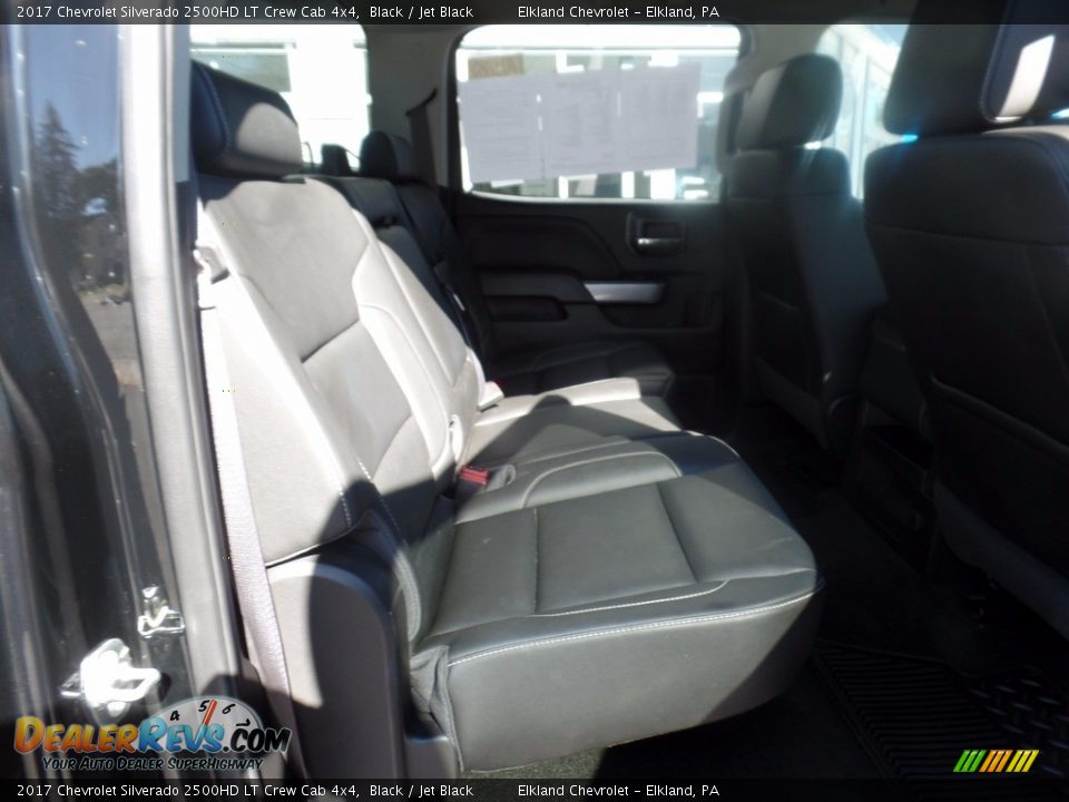 2017 Chevrolet Silverado 2500HD LT Crew Cab 4x4 Black / Jet Black Photo #13
