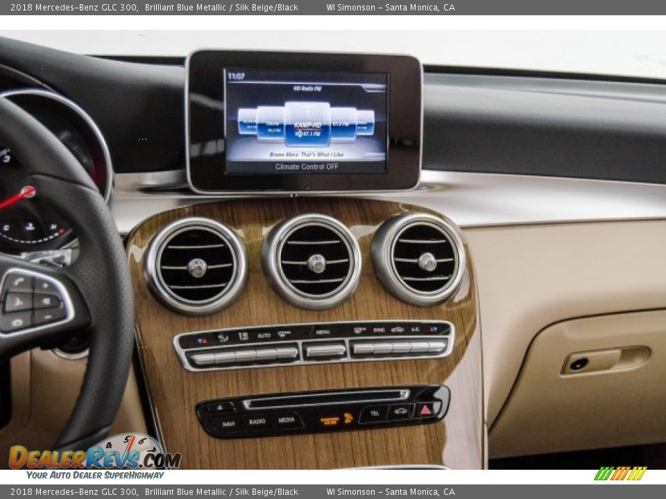 2018 Mercedes-Benz GLC 300 Brilliant Blue Metallic / Silk Beige/Black Photo #5