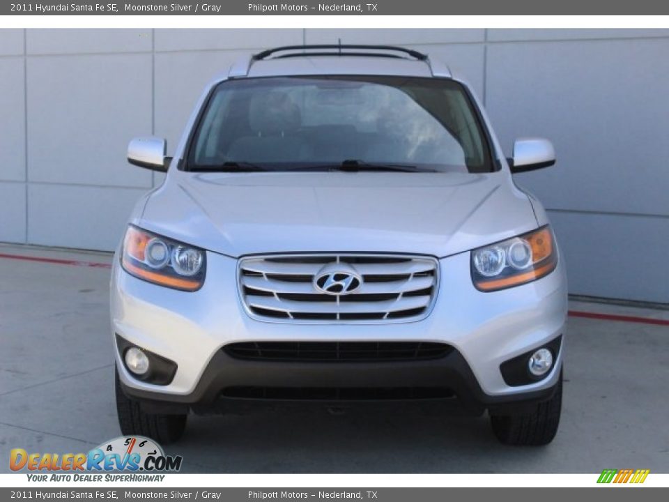 2011 Hyundai Santa Fe SE Moonstone Silver / Gray Photo #2