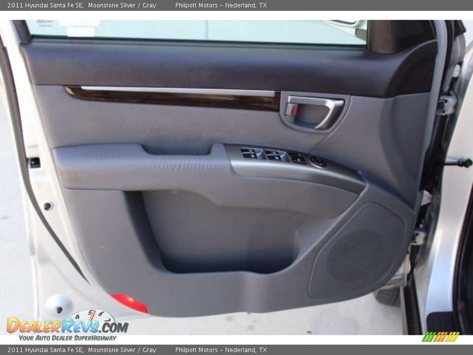 2011 Hyundai Santa Fe SE Moonstone Silver / Gray Photo #9