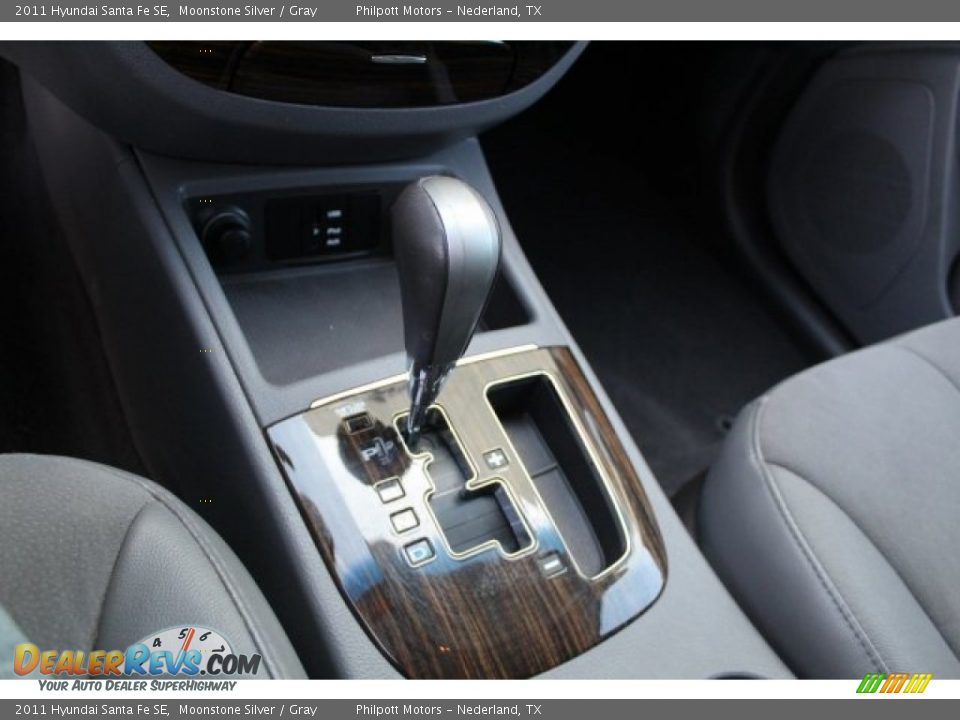 2011 Hyundai Santa Fe SE Moonstone Silver / Gray Photo #13