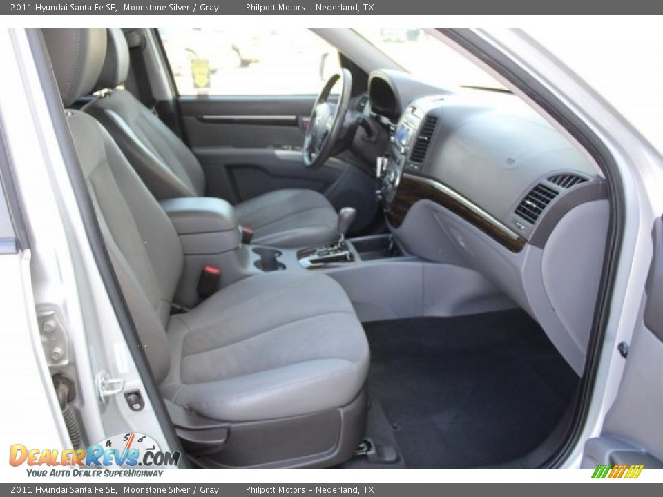 2011 Hyundai Santa Fe SE Moonstone Silver / Gray Photo #25