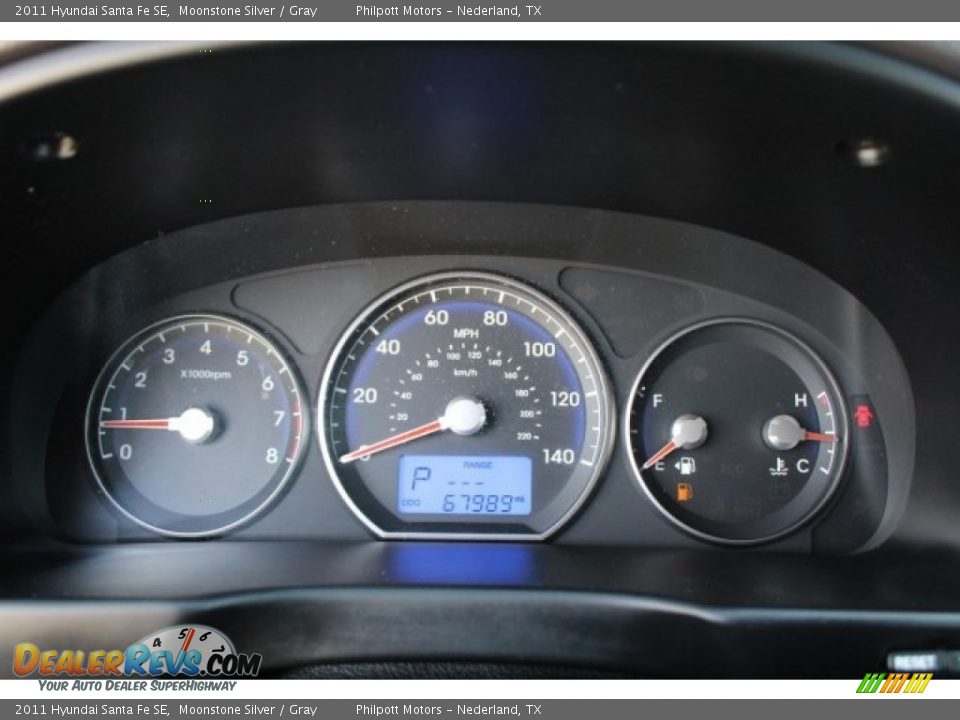 2011 Hyundai Santa Fe SE Moonstone Silver / Gray Photo #28