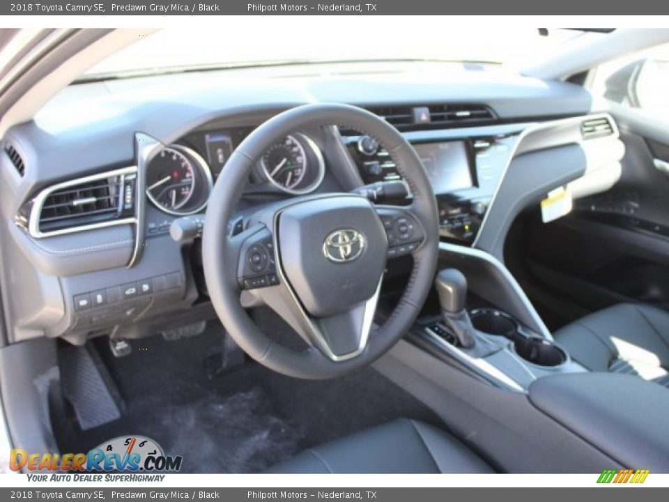 2018 Toyota Camry SE Predawn Gray Mica / Black Photo #9