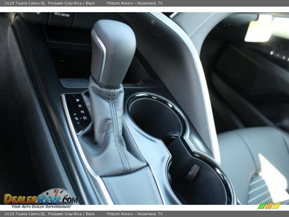 2018 Toyota Camry SE Predawn Gray Mica / Black Photo #16