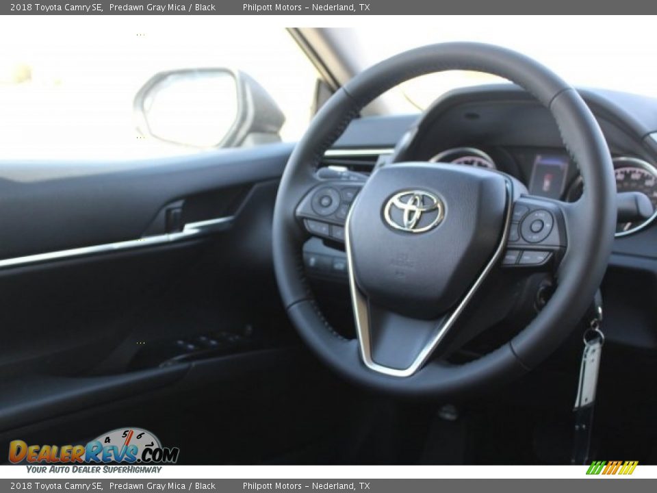 2018 Toyota Camry SE Predawn Gray Mica / Black Photo #20