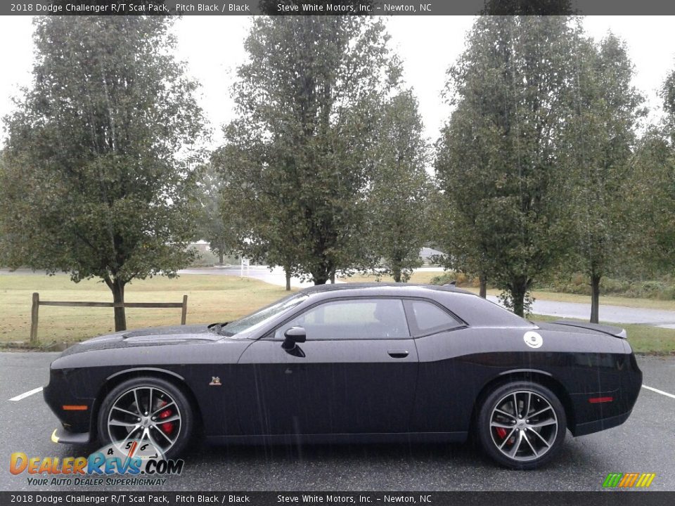 2018 Dodge Challenger R/T Scat Pack Pitch Black / Black Photo #1