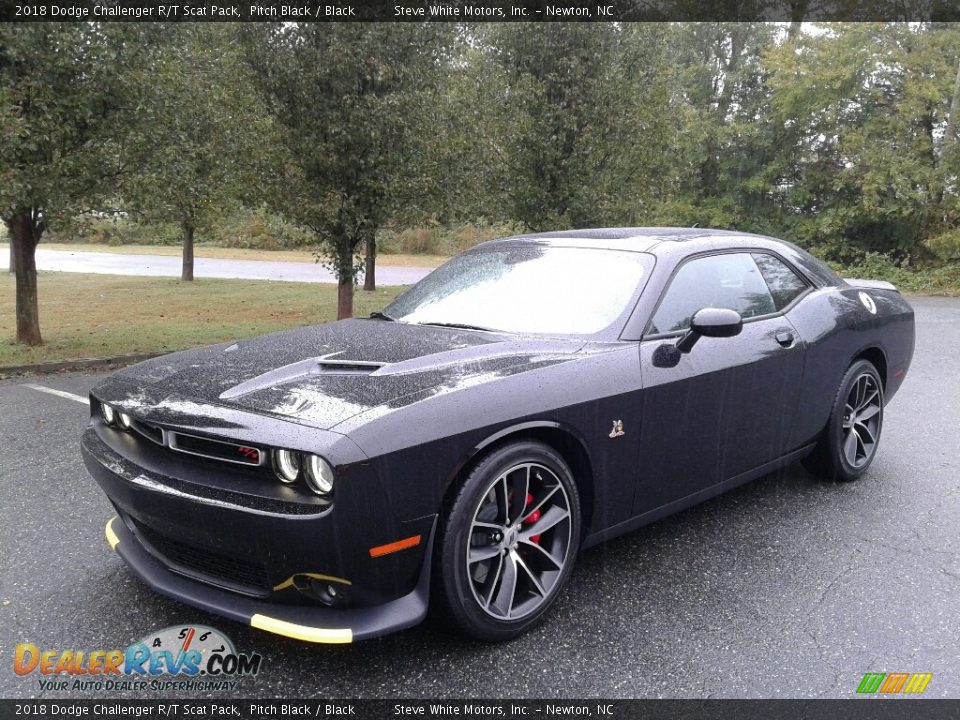 2018 Dodge Challenger R/T Scat Pack Pitch Black / Black Photo #2