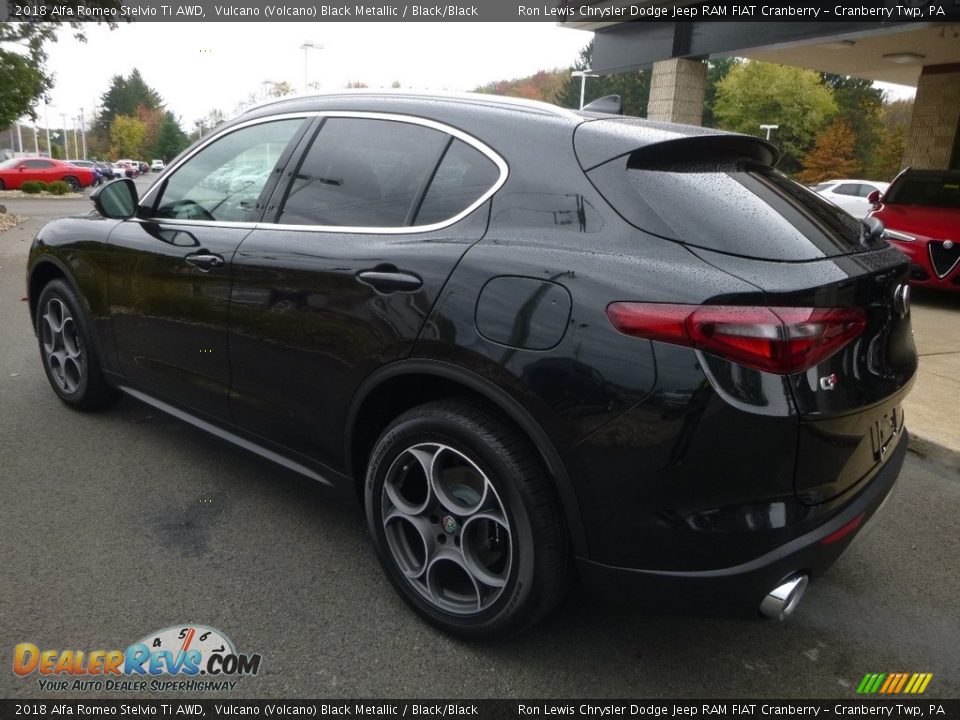 2018 Alfa Romeo Stelvio Ti AWD Vulcano (Volcano) Black Metallic / Black/Black Photo #4