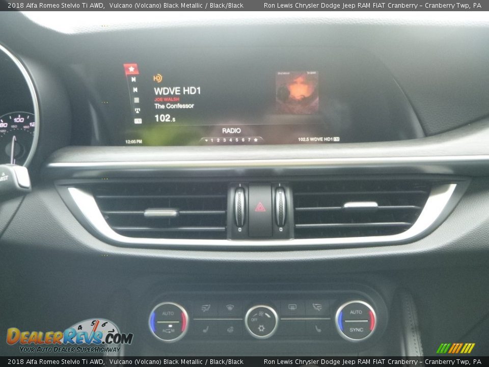 2018 Alfa Romeo Stelvio Ti AWD Vulcano (Volcano) Black Metallic / Black/Black Photo #24