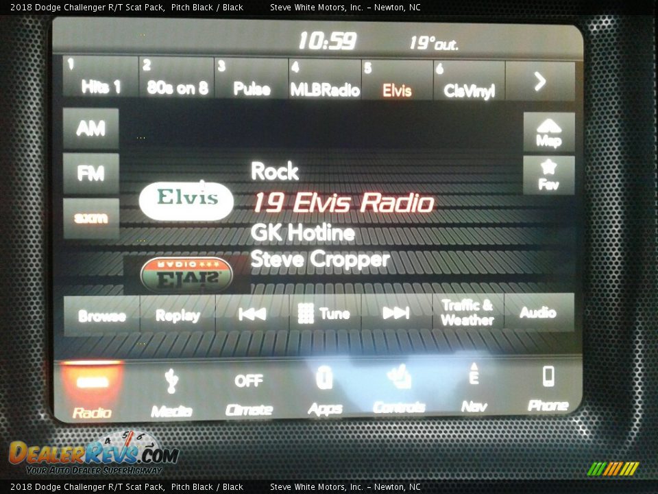 2018 Dodge Challenger R/T Scat Pack Pitch Black / Black Photo #20