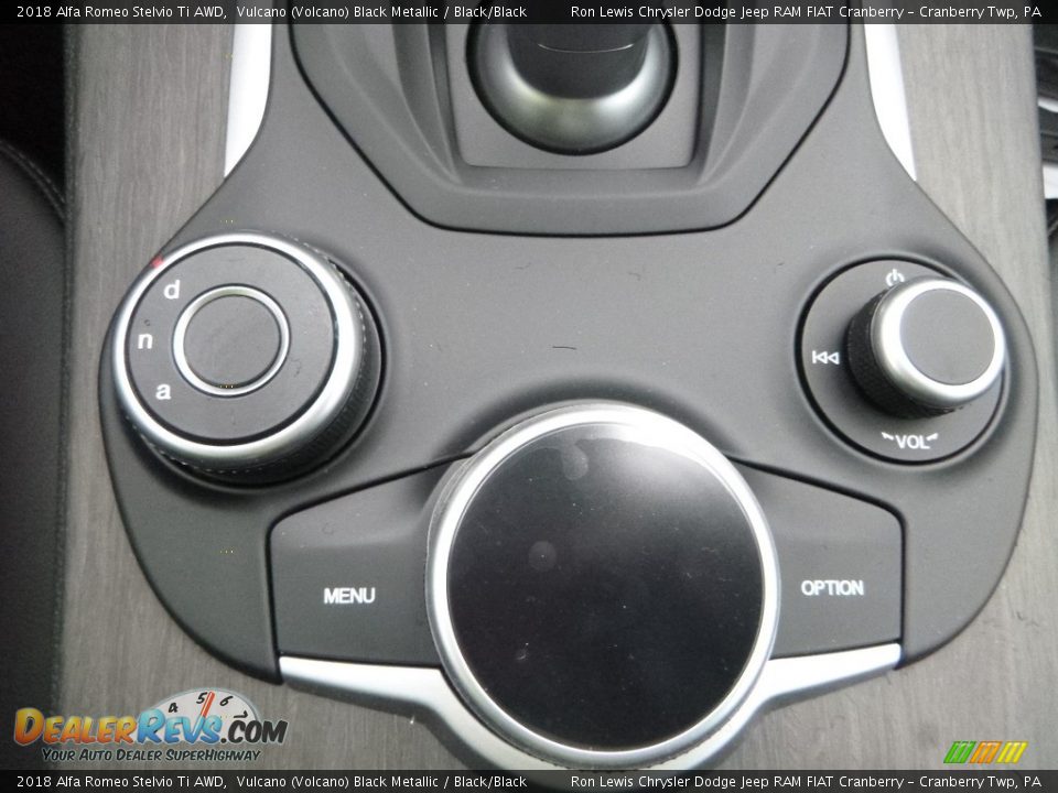 2018 Alfa Romeo Stelvio Ti AWD Vulcano (Volcano) Black Metallic / Black/Black Photo #31