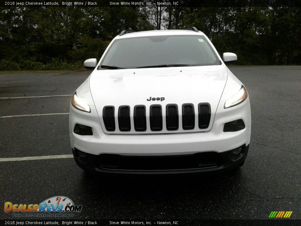 2018 Jeep Cherokee Latitude Bright White / Black Photo #3