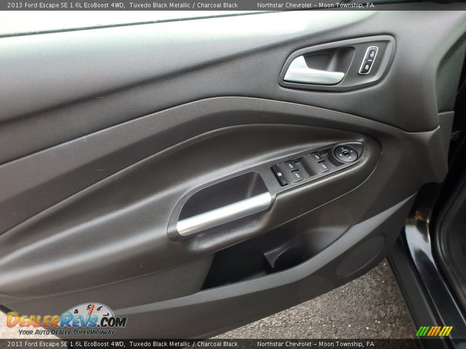 2013 Ford Escape SE 1.6L EcoBoost 4WD Tuxedo Black Metallic / Charcoal Black Photo #11
