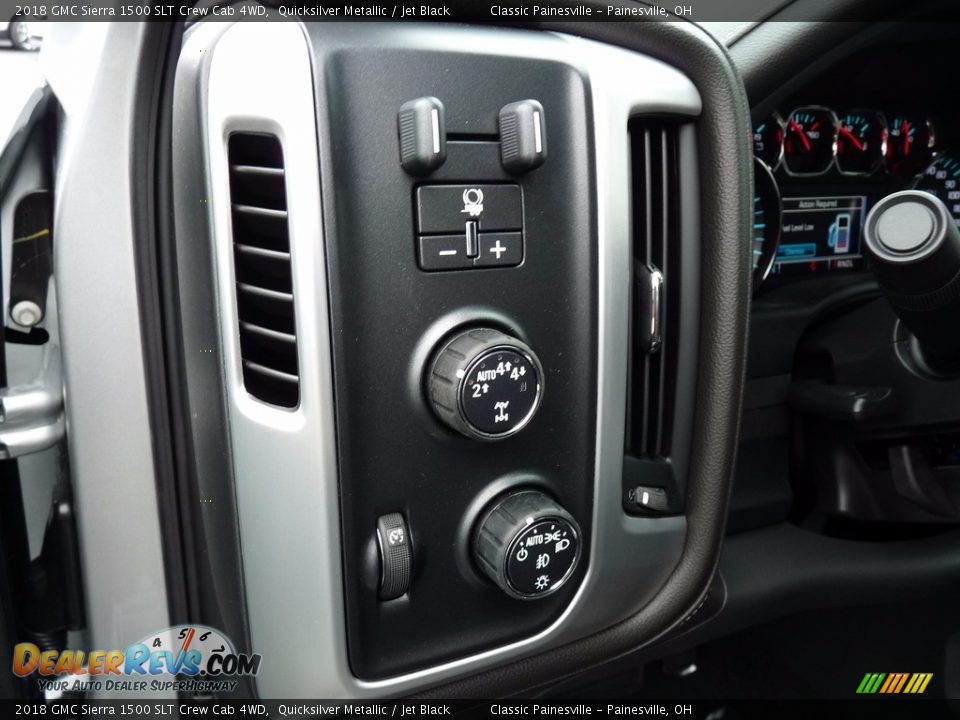 Controls of 2018 GMC Sierra 1500 SLT Crew Cab 4WD Photo #9
