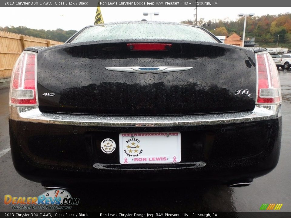 2013 Chrysler 300 C AWD Gloss Black / Black Photo #4