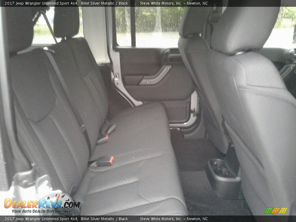2017 Jeep Wrangler Unlimited Sport 4x4 Billet Silver Metallic / Black Photo #12