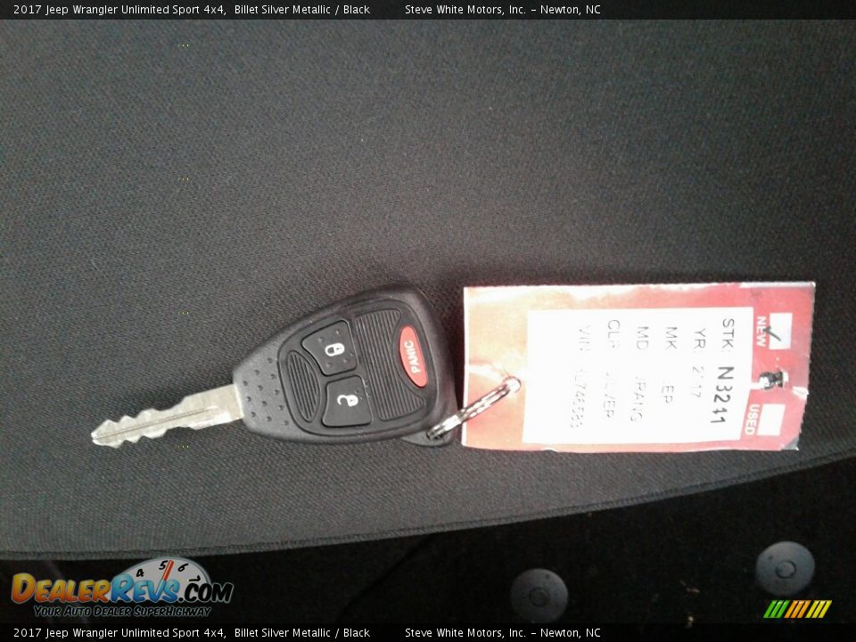 2017 Jeep Wrangler Unlimited Sport 4x4 Billet Silver Metallic / Black Photo #28