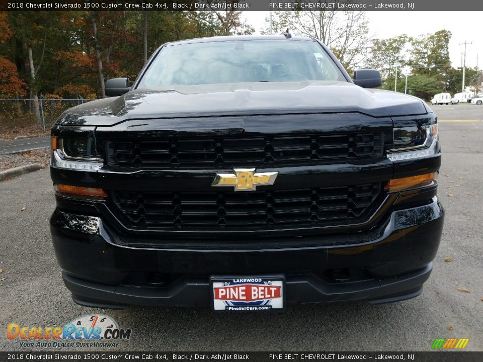 2018 Chevrolet Silverado 1500 Custom Crew Cab 4x4 Black / Dark Ash/Jet Black Photo #2