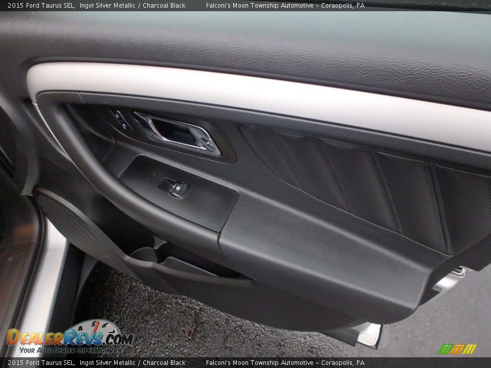 2015 Ford Taurus SEL Ingot Silver Metallic / Charcoal Black Photo #13