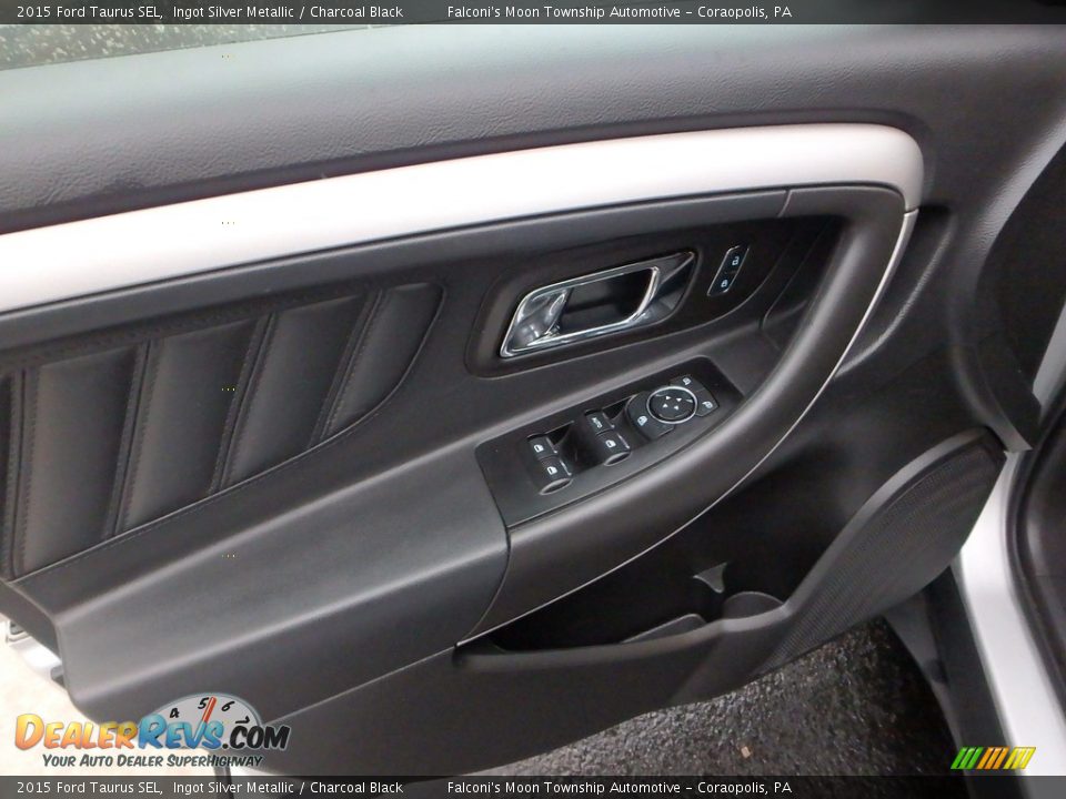 2015 Ford Taurus SEL Ingot Silver Metallic / Charcoal Black Photo #20