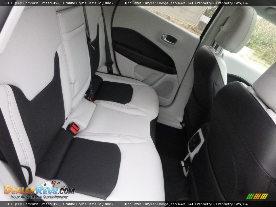 2018 Jeep Compass Limited 4x4 Granite Crystal Metallic / Black Photo #12