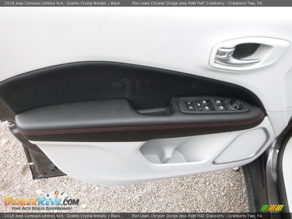 2018 Jeep Compass Limited 4x4 Granite Crystal Metallic / Black Photo #13