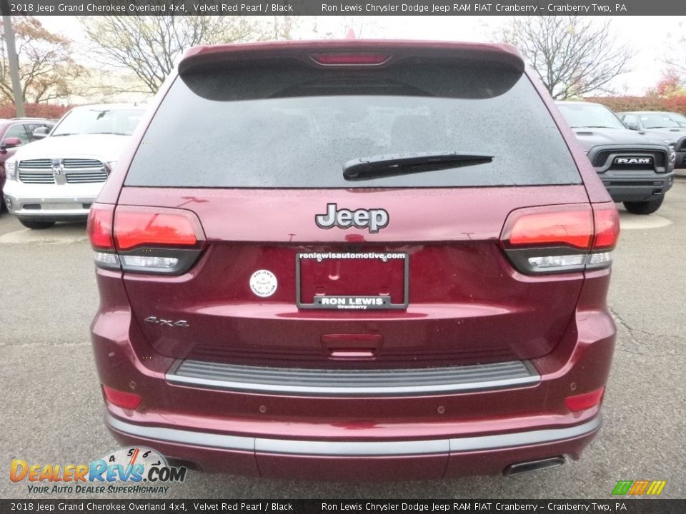 2018 Jeep Grand Cherokee Overland 4x4 Velvet Red Pearl / Black Photo #4