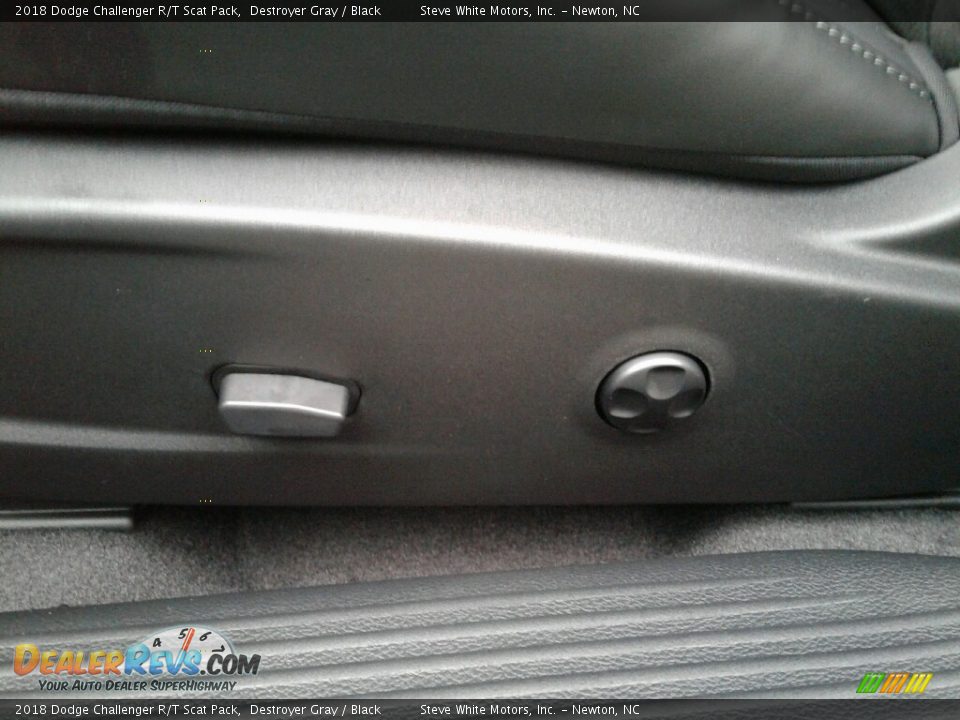 2018 Dodge Challenger R/T Scat Pack Destroyer Gray / Black Photo #27