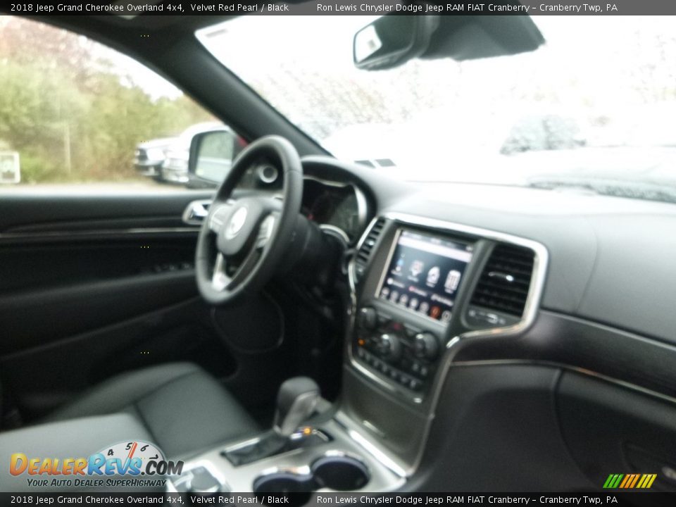 2018 Jeep Grand Cherokee Overland 4x4 Velvet Red Pearl / Black Photo #11