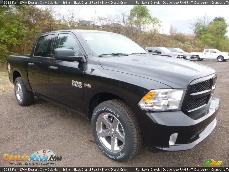 2018 Ram 1500 Express Crew Cab 4x4 Brilliant Black Crystal Pearl / Black/Diesel Gray Photo #7