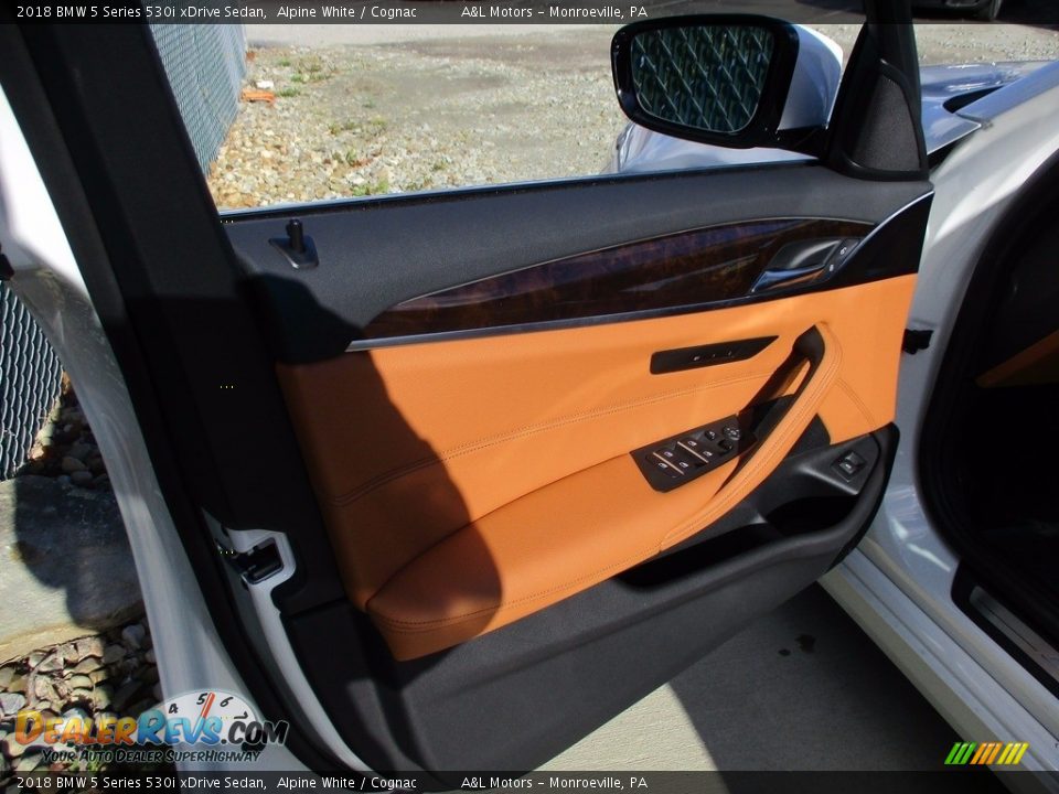 2018 BMW 5 Series 530i xDrive Sedan Alpine White / Cognac Photo #8