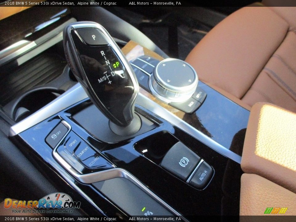 2018 BMW 5 Series 530i xDrive Sedan Shifter Photo #15