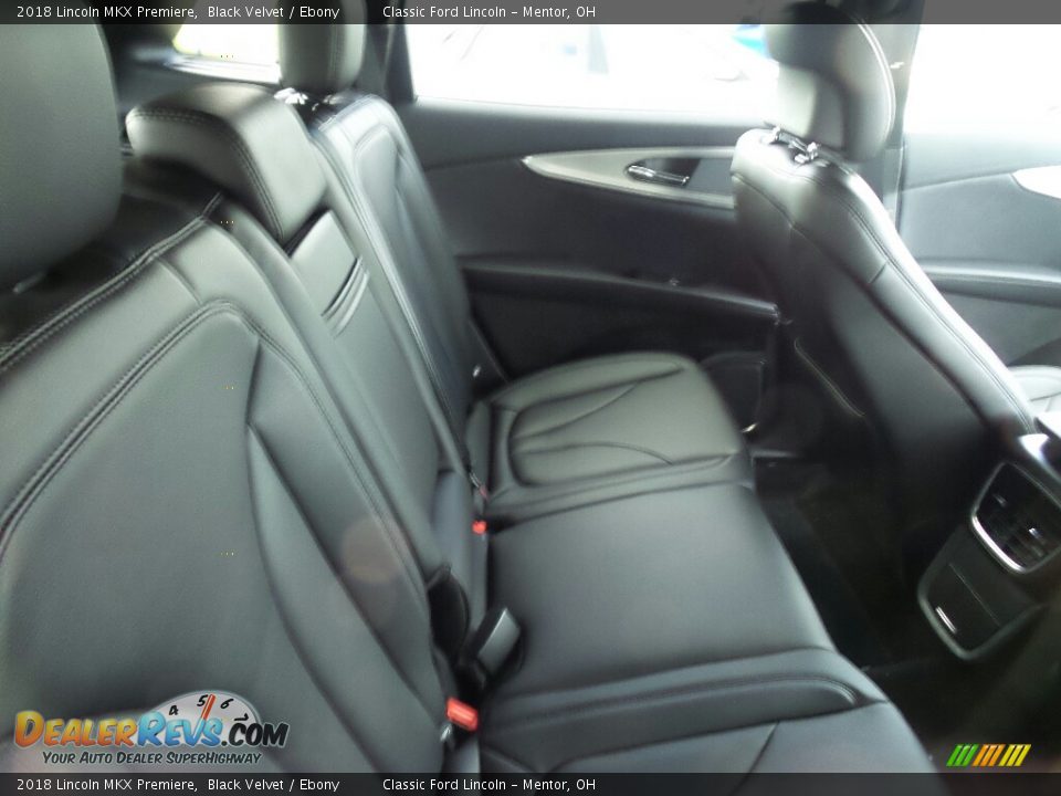 Rear Seat of 2018 Lincoln MKX Premiere Photo #6