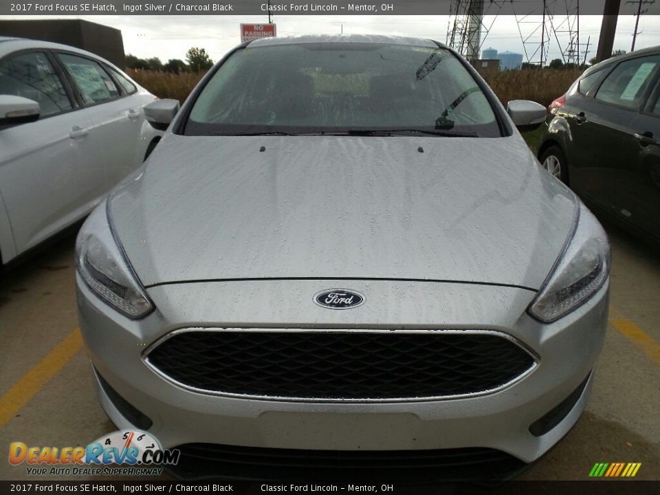 2017 Ford Focus SE Hatch Ingot Silver / Charcoal Black Photo #2