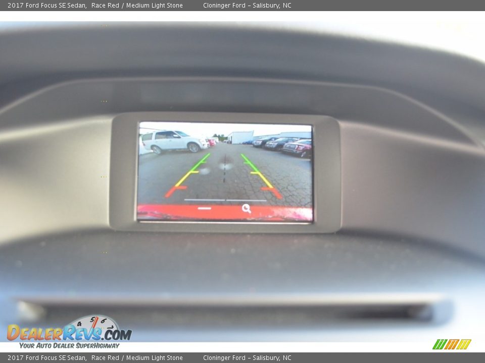 2017 Ford Focus SE Sedan Race Red / Medium Light Stone Photo #12