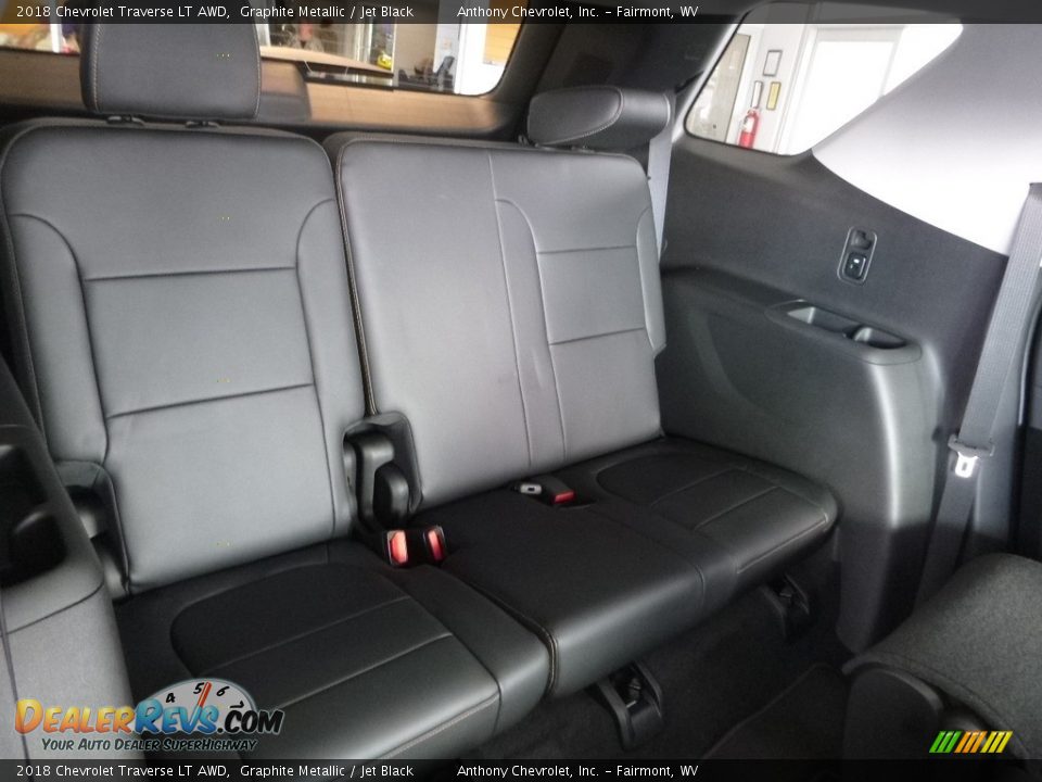 2018 Chevrolet Traverse LT AWD Graphite Metallic / Jet Black Photo #10