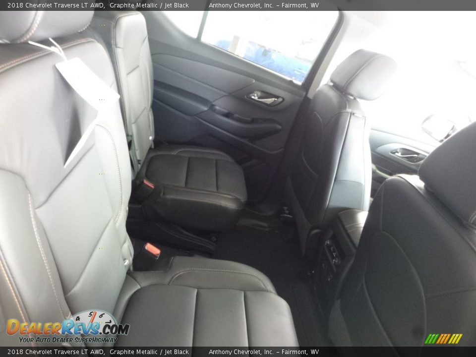 2018 Chevrolet Traverse LT AWD Graphite Metallic / Jet Black Photo #11