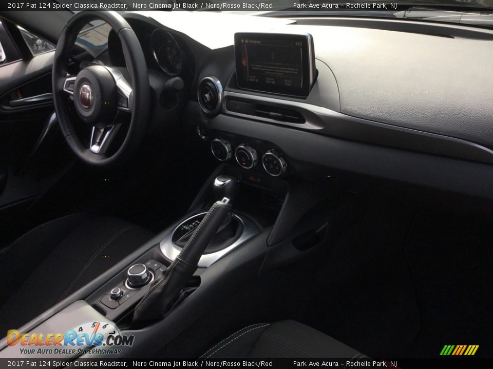 2017 Fiat 124 Spider Classica Roadster Nero Cinema Jet Black / Nero/Rosso Black/Red Photo #31