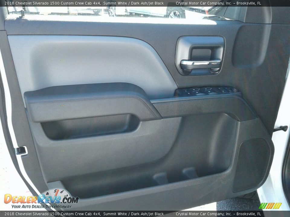 2018 Chevrolet Silverado 1500 Custom Crew Cab 4x4 Summit White / Dark Ash/Jet Black Photo #17