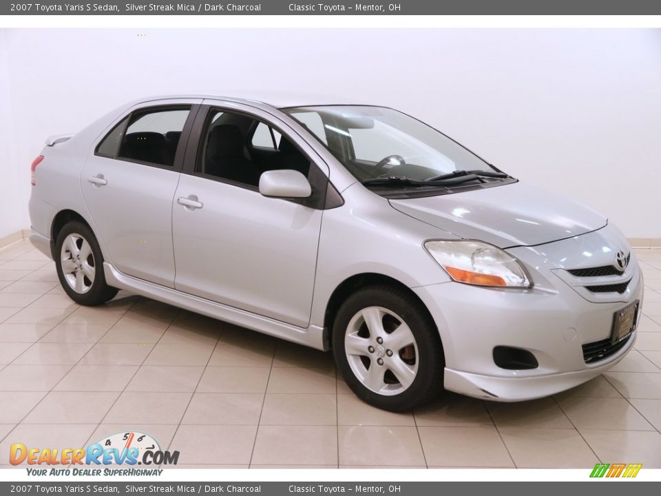 2007 Toyota Yaris S Sedan Silver Streak Mica / Dark Charcoal Photo #1