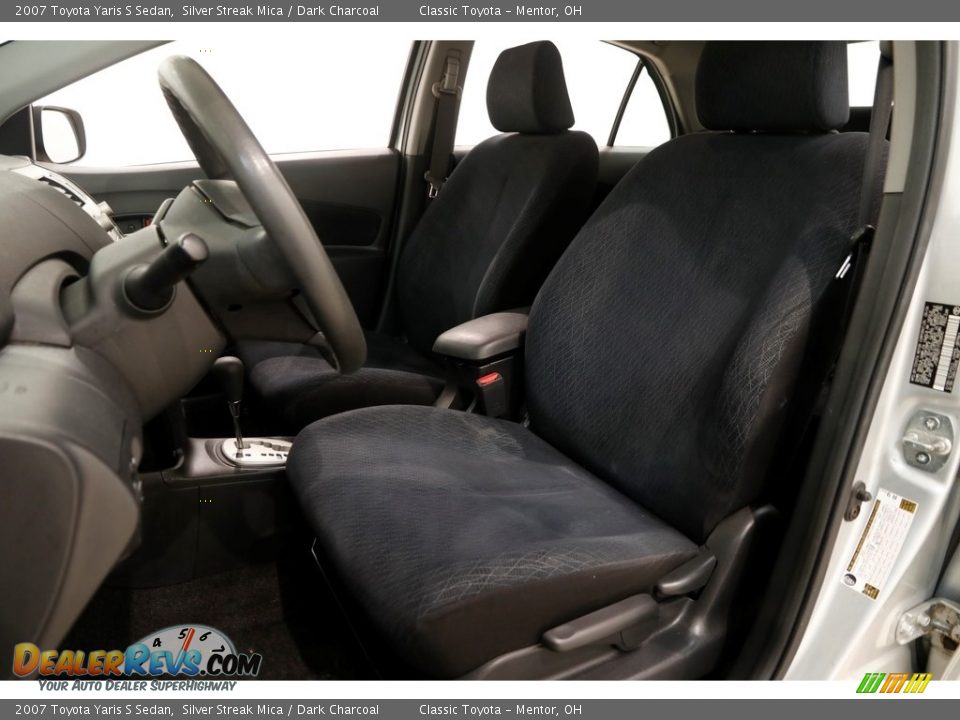 2007 Toyota Yaris S Sedan Silver Streak Mica / Dark Charcoal Photo #5