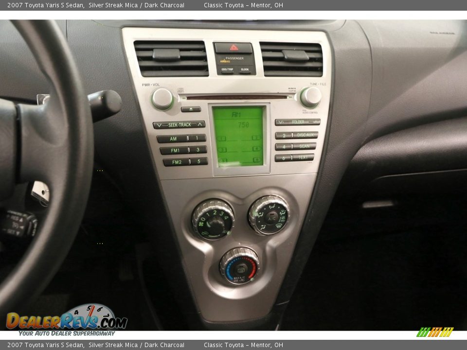 2007 Toyota Yaris S Sedan Silver Streak Mica / Dark Charcoal Photo #8