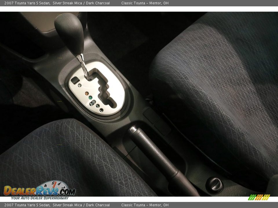 2007 Toyota Yaris S Sedan Silver Streak Mica / Dark Charcoal Photo #9
